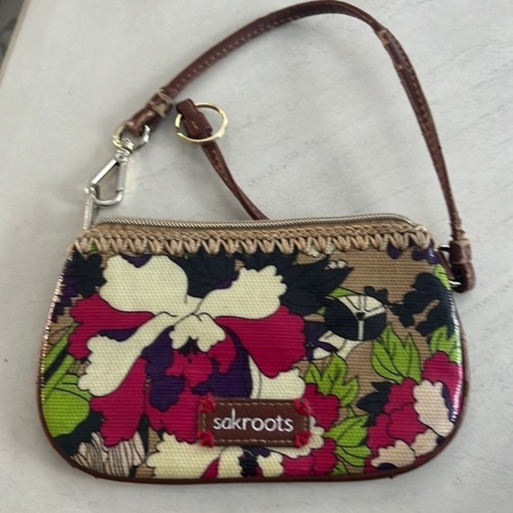 Sakroots ditsy floral wristlet with crochet detail